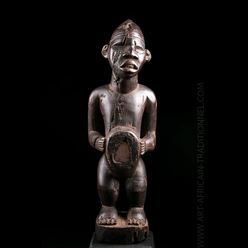 Statue Africaine Nkisi Kongo Yomb Galerie D Art Africain Traditionnel