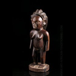 Statue OviMbundu Nyaneka -...