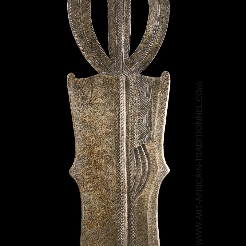 Couteau africain Poto Ngombe - Galerie d'Art Africain Traditionnel