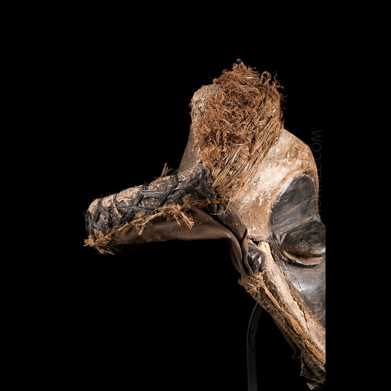 Mask Wongo Pende Wongo Gandumbu mask - Auctions African Art Gallery