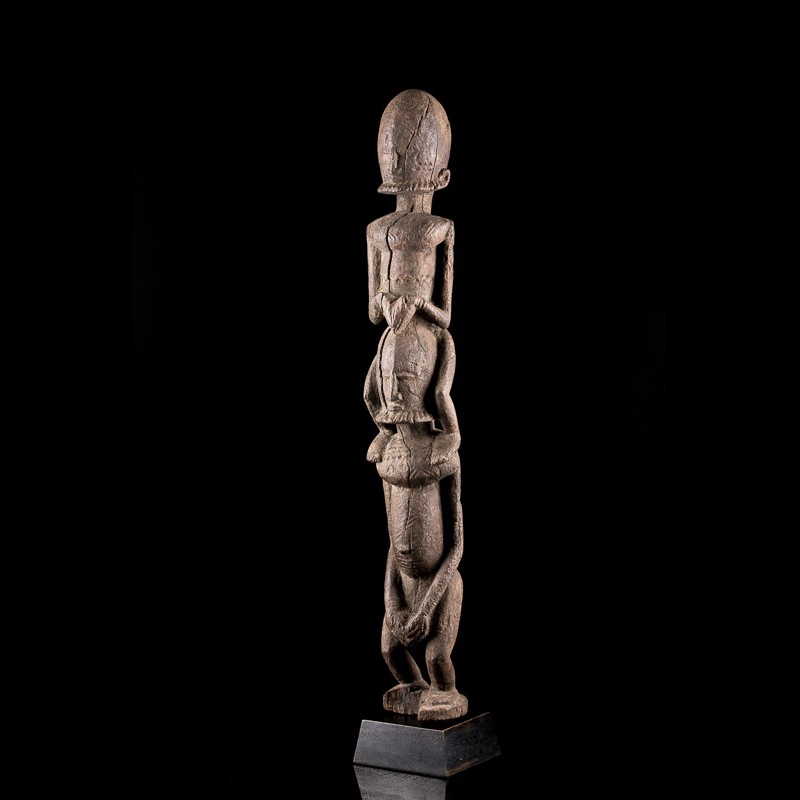 Rare et authentique statue Dogon à la patine d'usage Rare et authentique statue Dogon à la patine d'usage