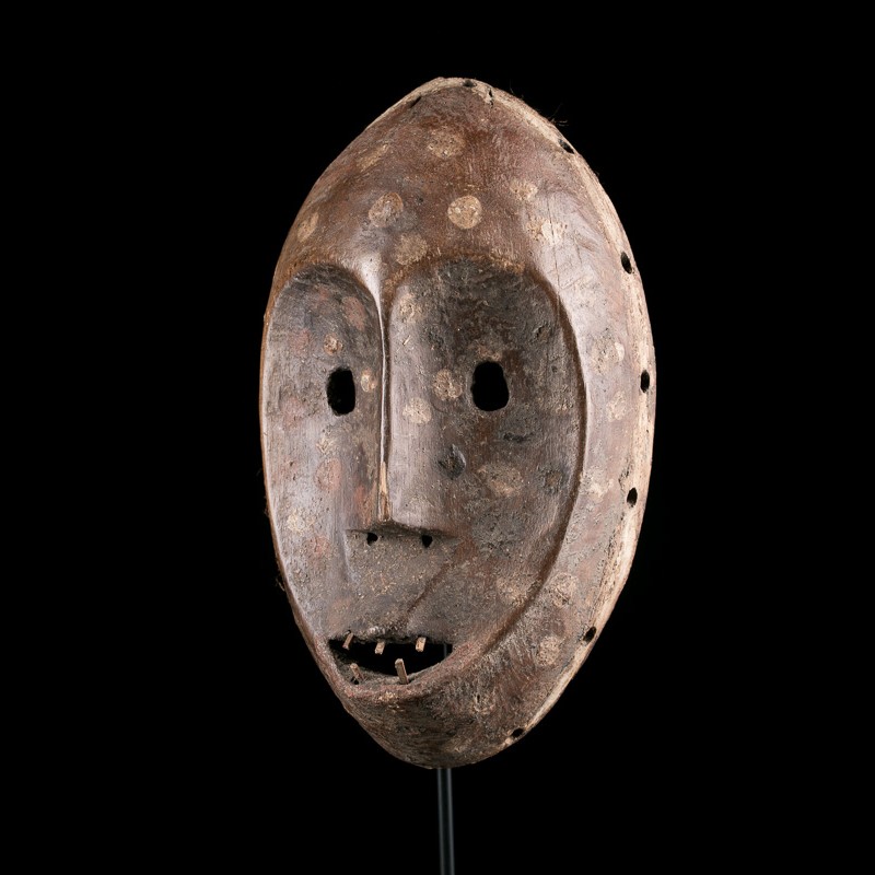 Masque africain de la foret de l'Ituri