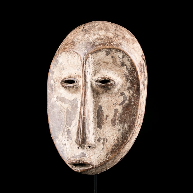 African Lega Muminia mask