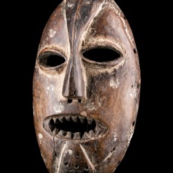 Ancien masque africain Zaïre