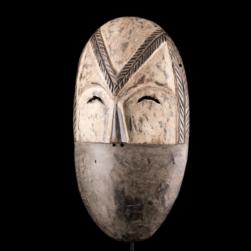 Masque africain Mbole du Congo