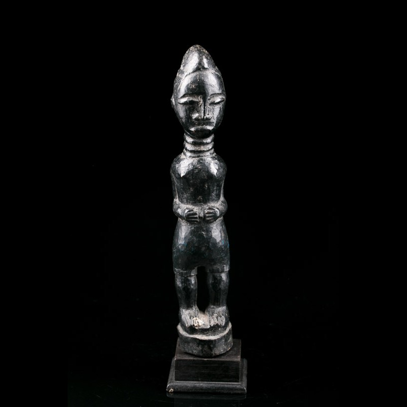 Statue d'Afrique de l'Ouest, Baoulé, Asia Usu. Statue d'Afrique de l'Ouest, Baoulé, Asia Usu.