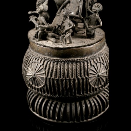 Kuduo Ashanti Kuduo vessel bronze Ghana - Auctions African Art Gallery