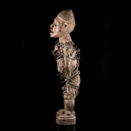 nkisi nkonde figure