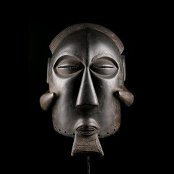 Authentique masque Luba du Congo
