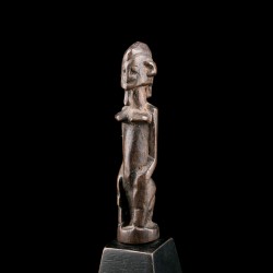 Ancienne statue Dogon, authentique objet d'art africain du Mali