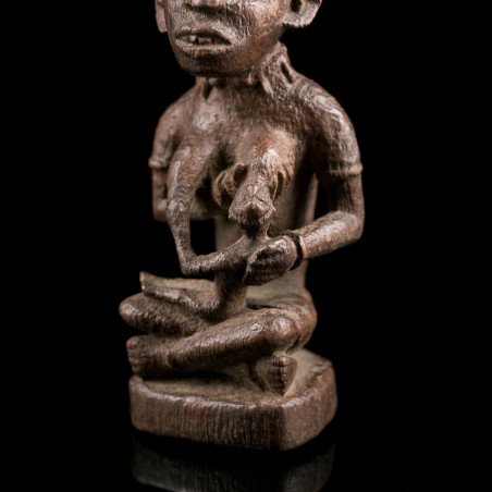 Couple of Kongo figures with Pfemba maternity Congo - African Art Gallery