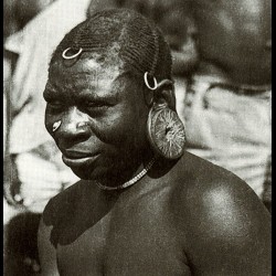 African photograph of the Mumuye people