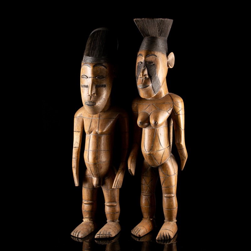 Authentique couple de statues africaines Beli originaire de l'ethnie Mangbetu au Congo. Collection d'art africain Bazelaire