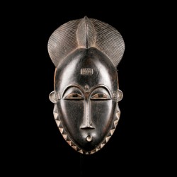 African mask from Baoule ethnic group in Ivory Coast