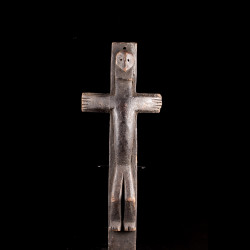 Lengola crucifix