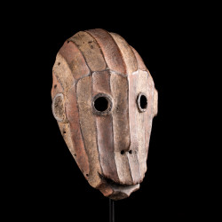 Authentique masque africain