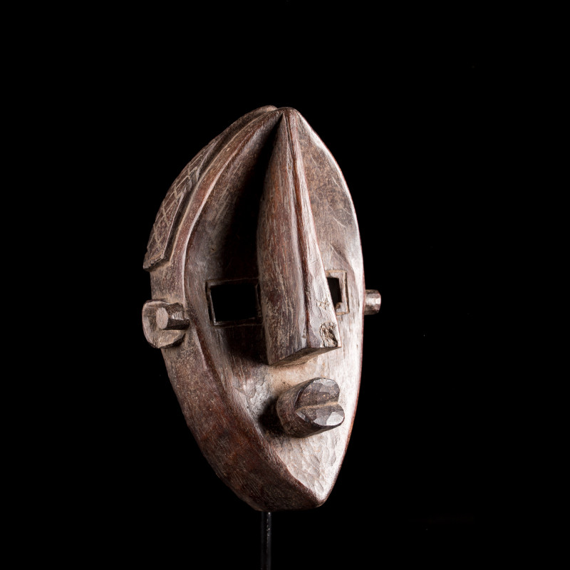 Lwalwa Mfondo mask - African art masks from Congo