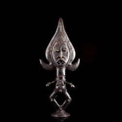 Statue en bronze africain Mahongwe