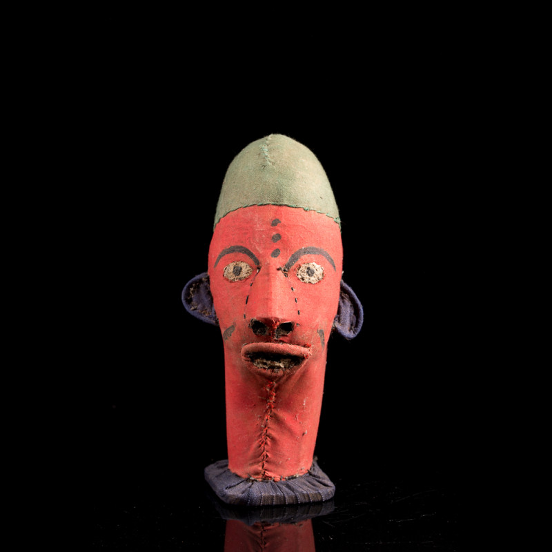 Reliquary head in cloth from the Bwende Reliquary head in cloth from the Bwende