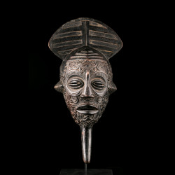 Masque Bena Luluwa du Congo
