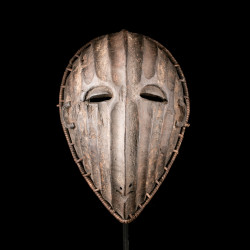 Le masque Yela dans l'art africain au Congo