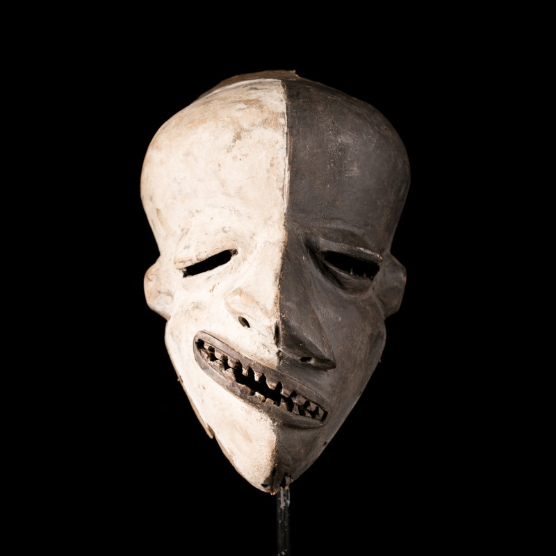 Pende Mbangu mask Pende Mbangu mask