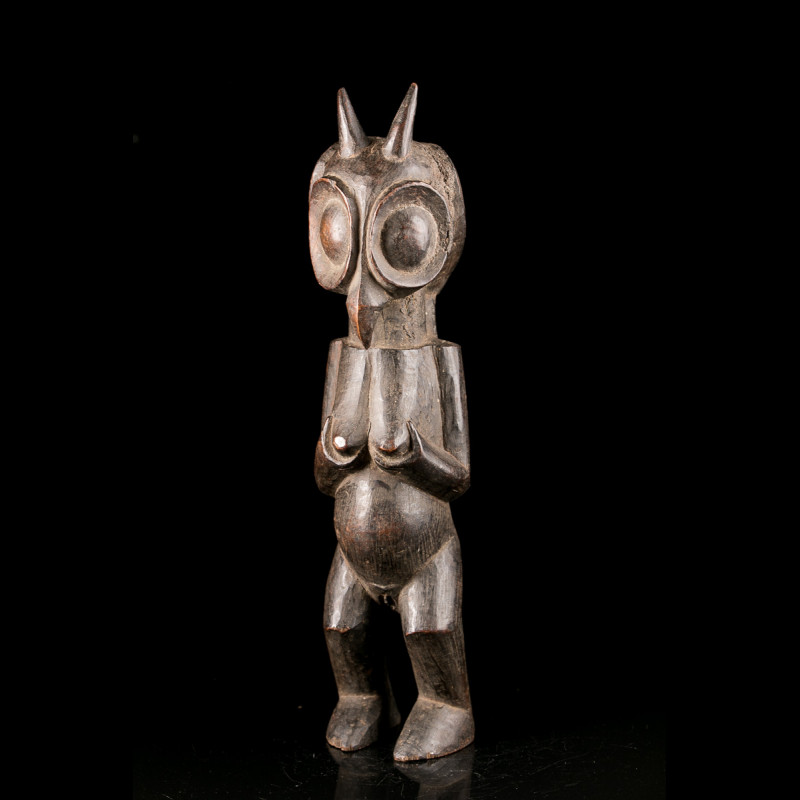 Statue Holo Yaka Njila Statue Holo Yaka Njila