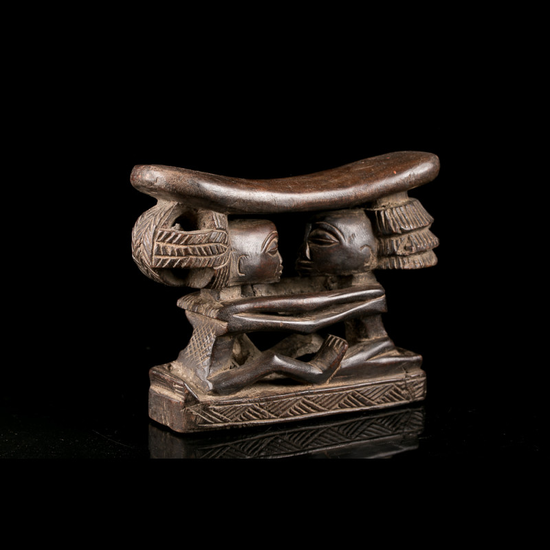 Luba Shankadi headrest - African art Kinkondja neckrests from Congo