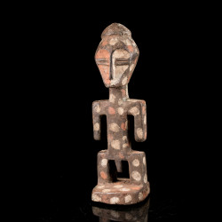Bukota african art figure from Metoko or Lengola