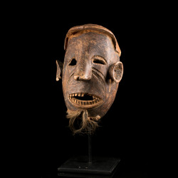 Rare masque africain Makua