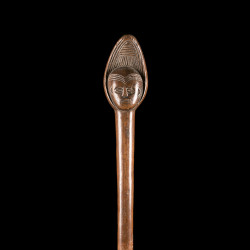 Unbweti chief scepter from Angola