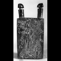 ancien objet d'art tribal luba