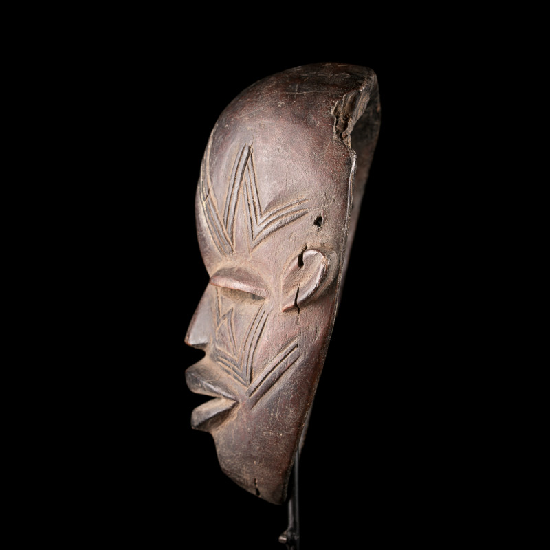 Makonde Ndimu Likomba mask African art masks from Tanzania