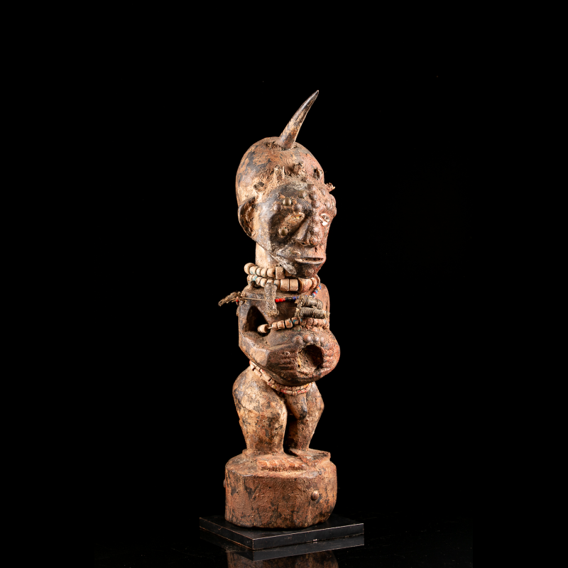Statue Songye Nkishi collection Soubry Statue Songye Nkishi collection Soubry