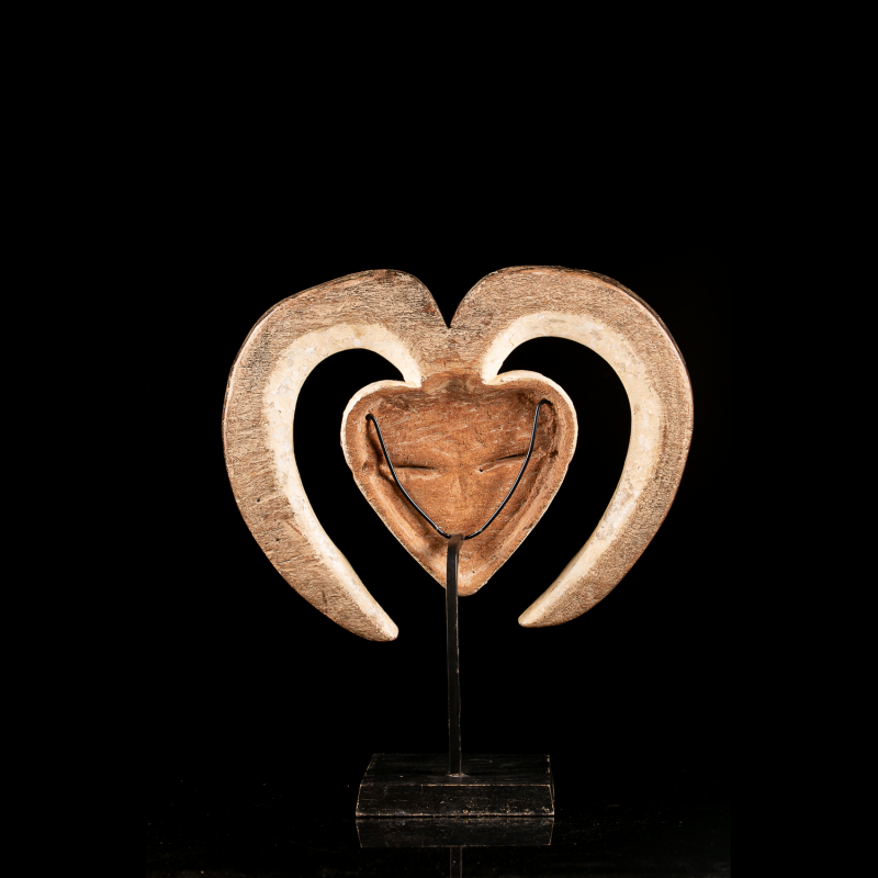 Kwele Zuom mask - African masks of the Beete in Gabon