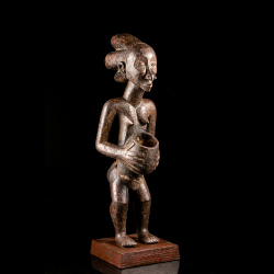 Statue Luba Moboko maître de Buli