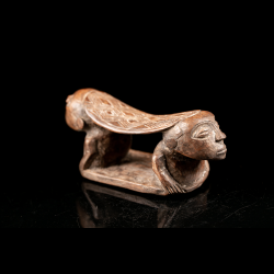 Batwa Twa neckrest