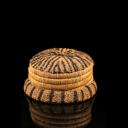 Kuba box, traditional wickerwork from the R. D. Congo