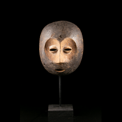 Lega Muminia mask