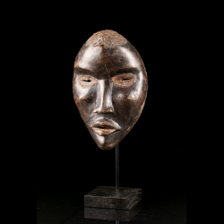 Dan mask