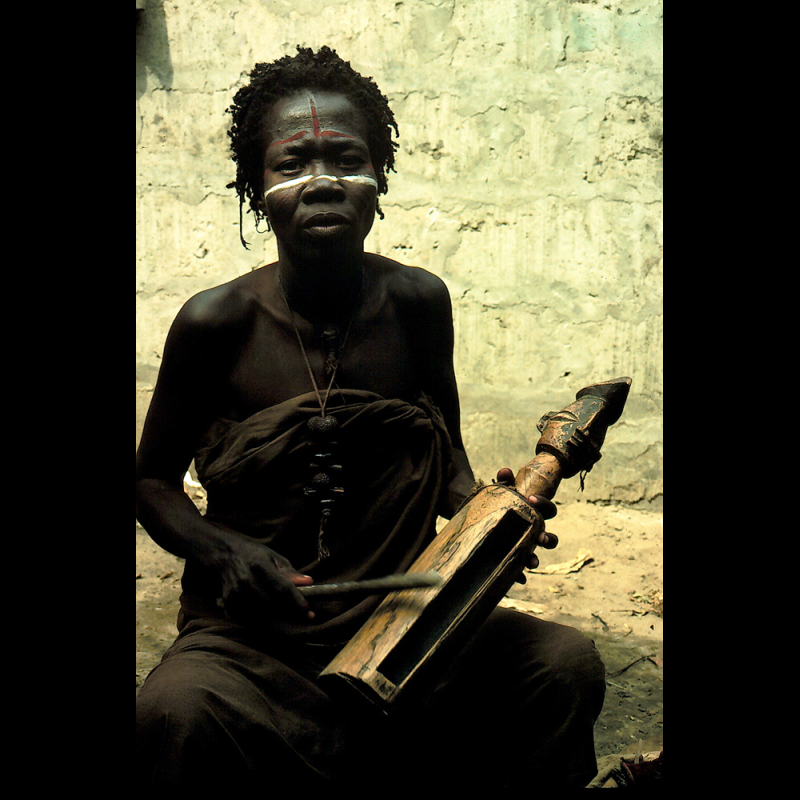 Yaka Nkoku Ngoombu slit drum - African instrument from Congo