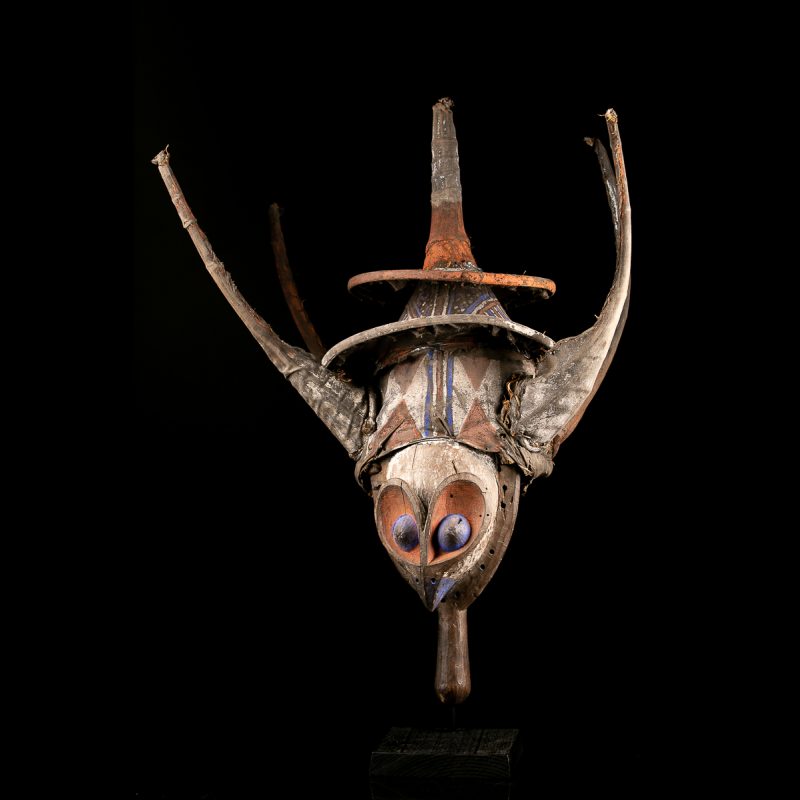 Masque africain Yaka Ndeemba Masque africain Yaka Ndeemba