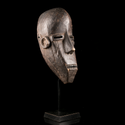 African art Ngombe mask