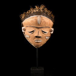 Pende Mbuya mask