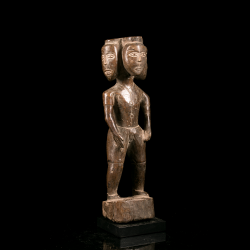 Tabwa Figure