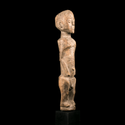 Mossi figure