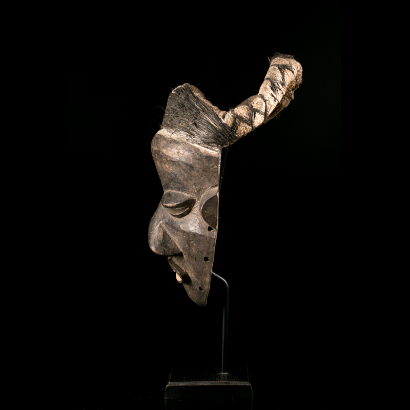 Pende Mbangu mask - African masks from the Congo