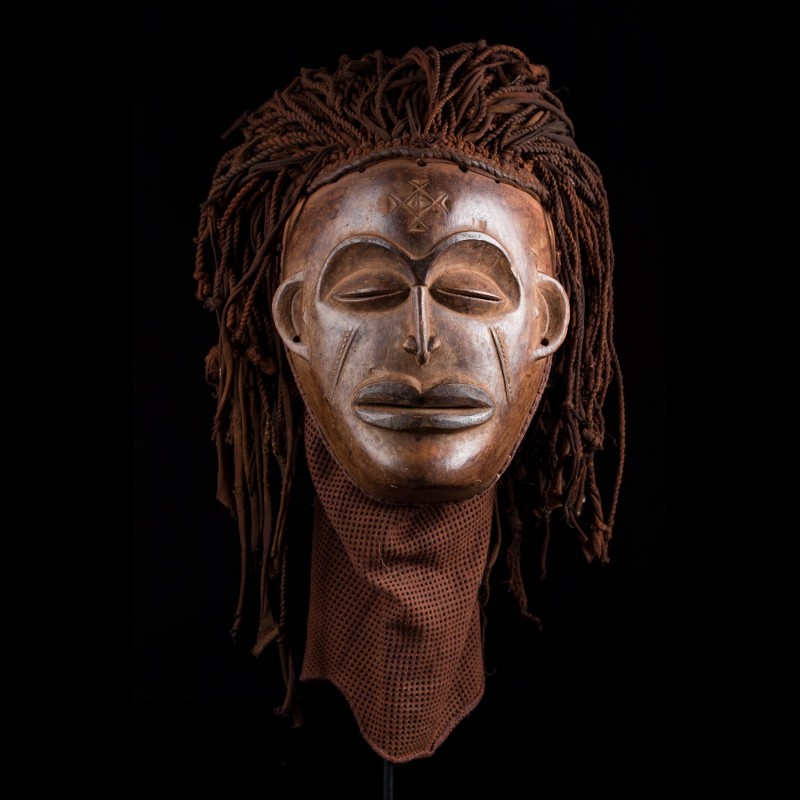 Mwana Pwo beautiful female mask - Chokwe Lwena - Angola - primitive ...