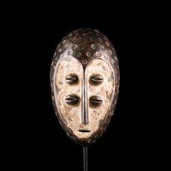 Masque d'art tribal Lega