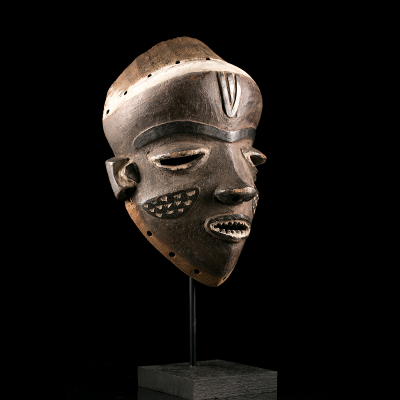 Pende mask from the Congo with support